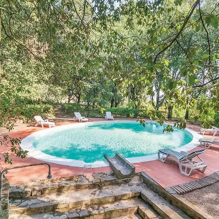Barbaiano C Apartment *
